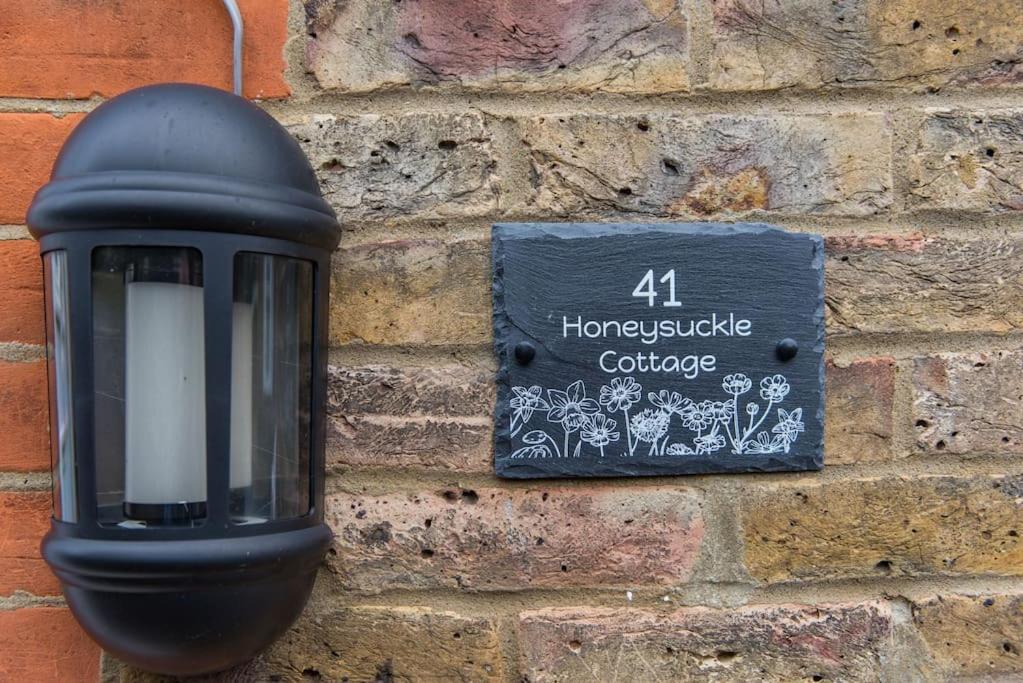Honeysuckle Cottage Whitstable Dış mekan fotoğraf